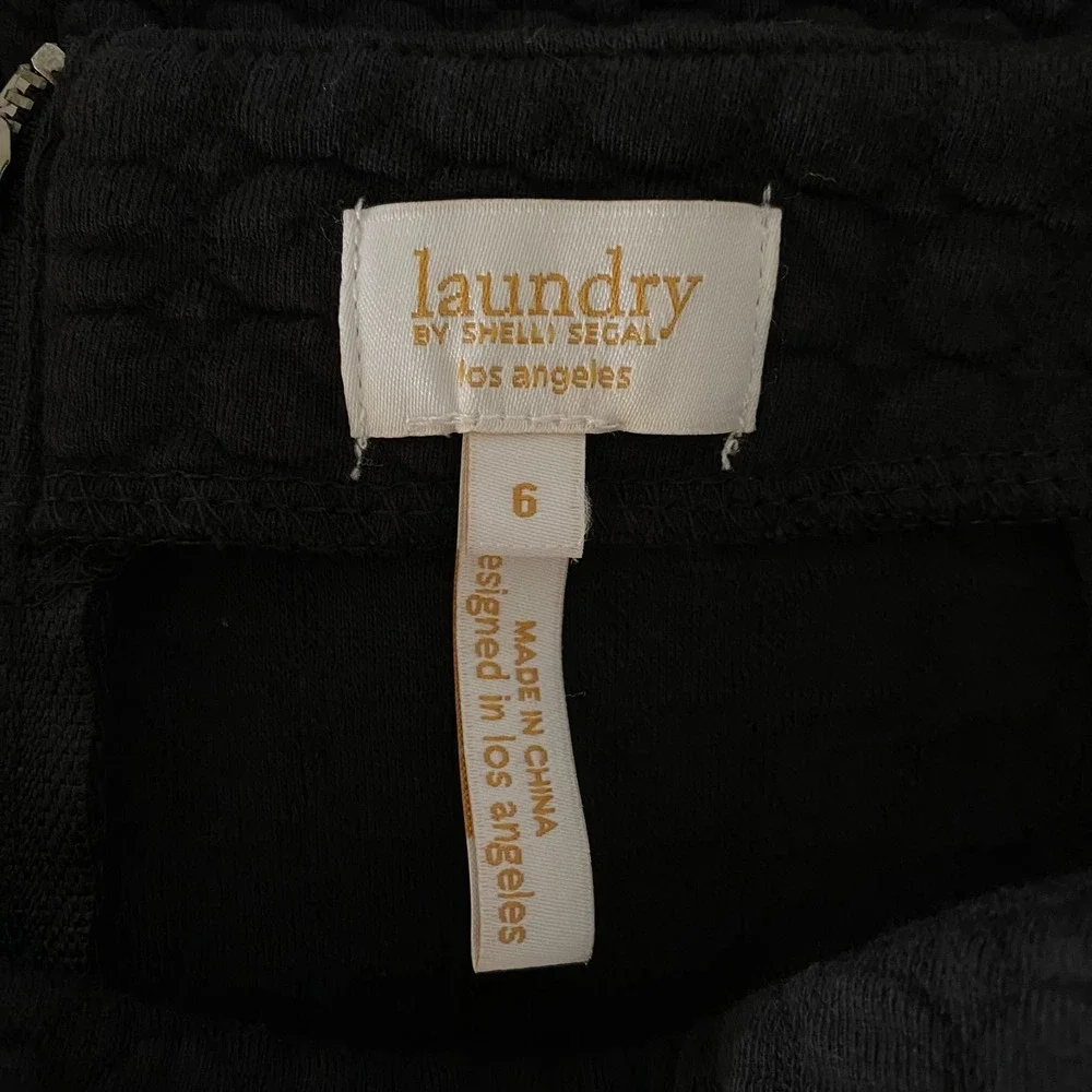 Laundry by Shelli‎ Segal Quilted Mini Skirt Black size 6 Zip Pocket